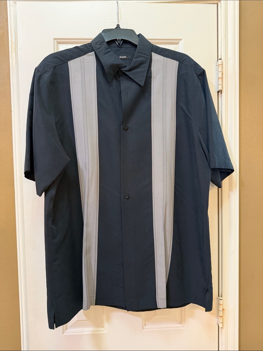 Alfani Men's Black Short-Sleeve Button-Up Shirt with Gray Panels